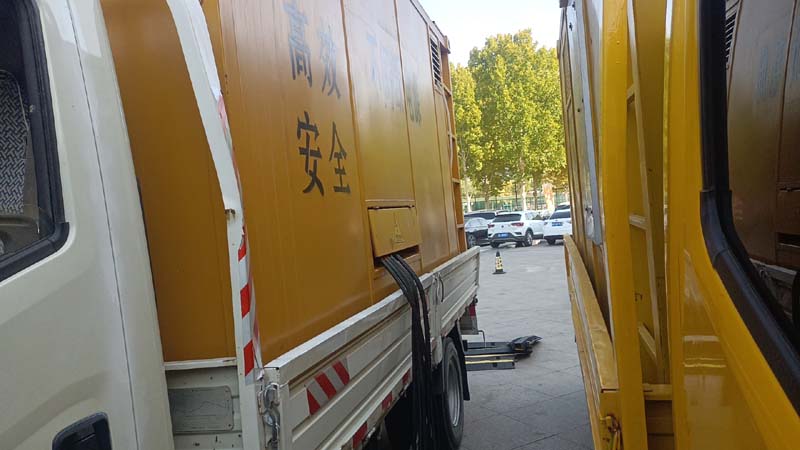 新龙如何判断柴油发电机组和UPS电源的切换时间是否符合要求？